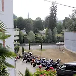 Montfort Hotel