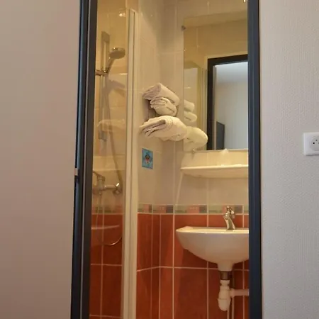 Montfort Hotel Lourdes