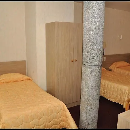 Hotell Montfort