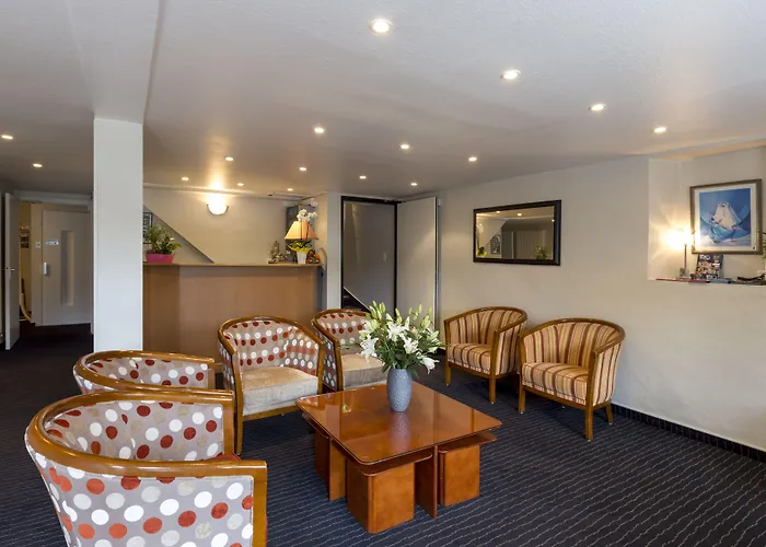 Montfort 2* ルルド