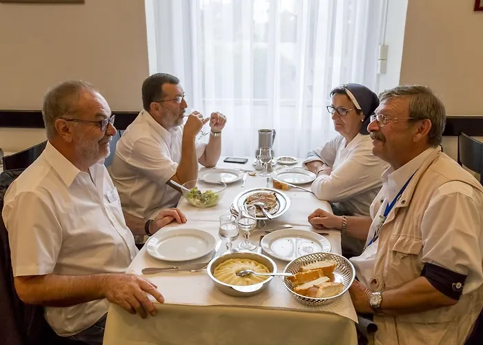 Hotel Montfort Lourdes