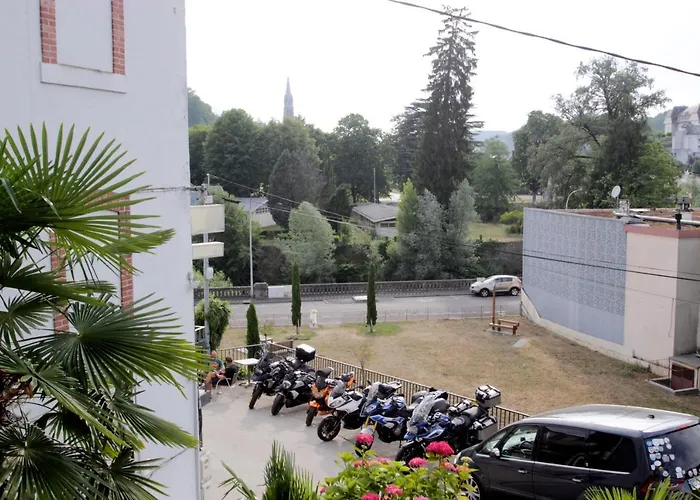 Montfort Ξενοδοχείο