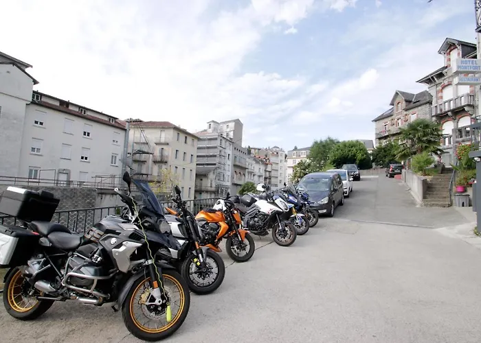 Ξενοδοχείο Montfort Λούρδη