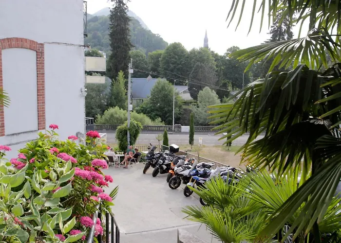 Ξενοδοχείο Montfort