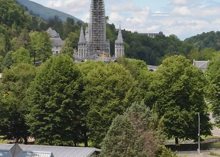 Ξενοδοχείο Montfort Λούρδη