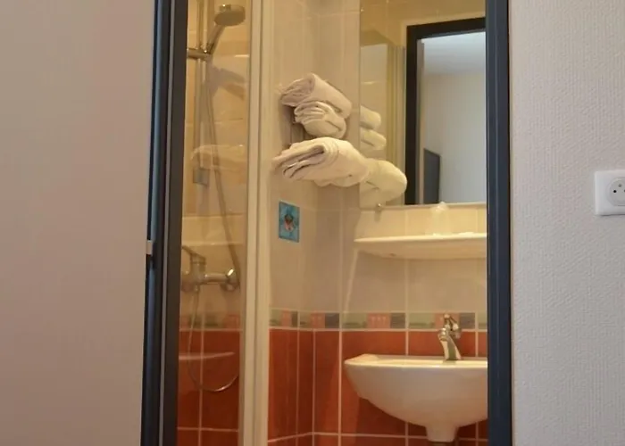 Montfort Ξενοδοχείο Λούρδη