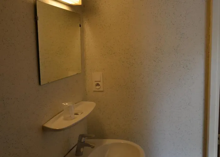 Ξενοδοχείο Montfort